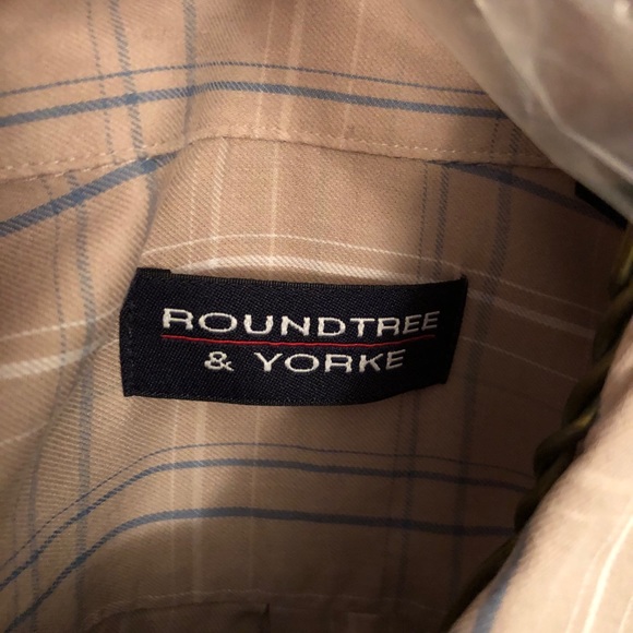 Classic button down - Picture 4 of 6